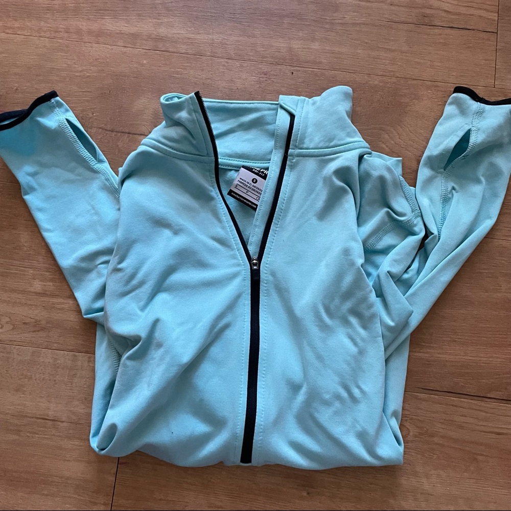 nike pro half zip